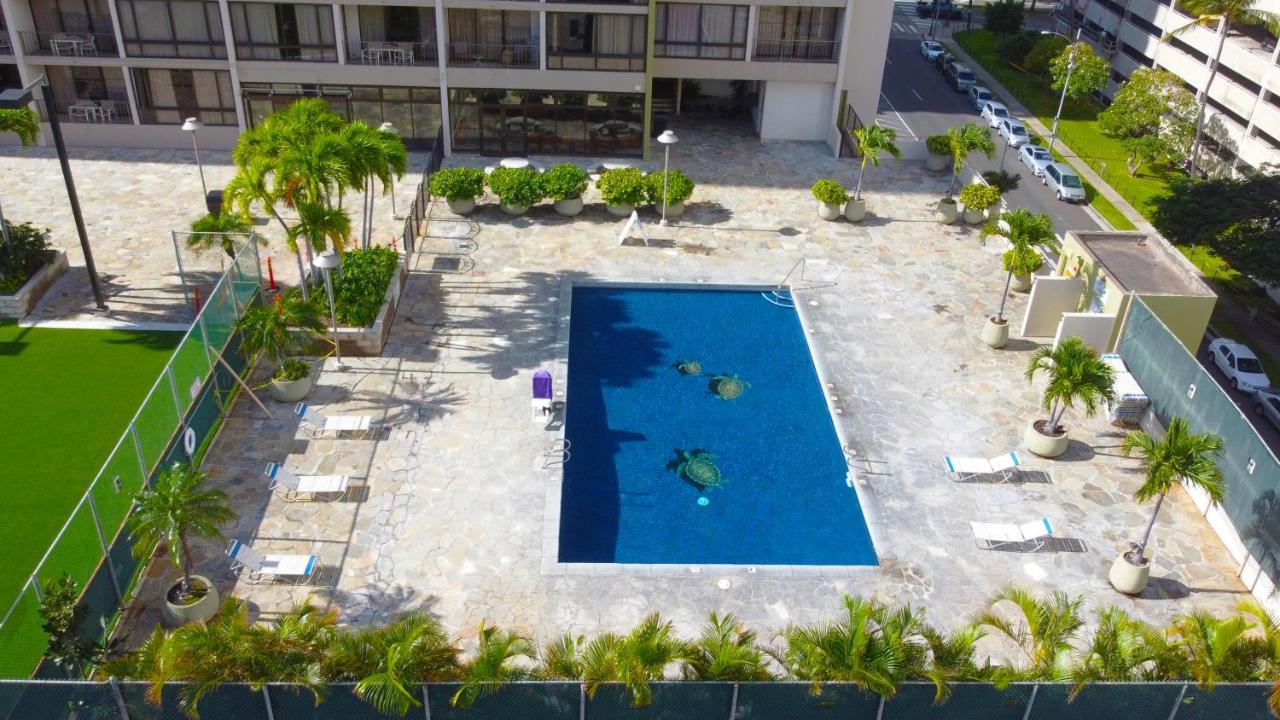 Mountain Views & Steps To Beach - Free Parking! Honolulu Exterior photo