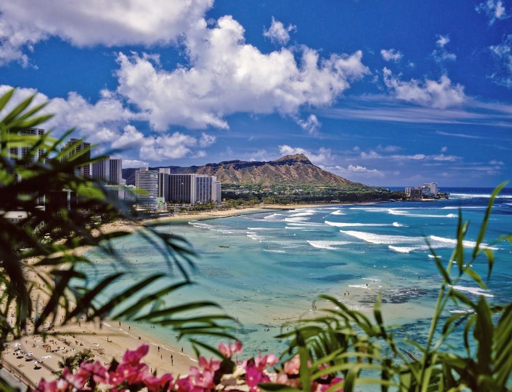 Mountain Views & Steps To Beach - Free Parking! Honolulu Exterior photo